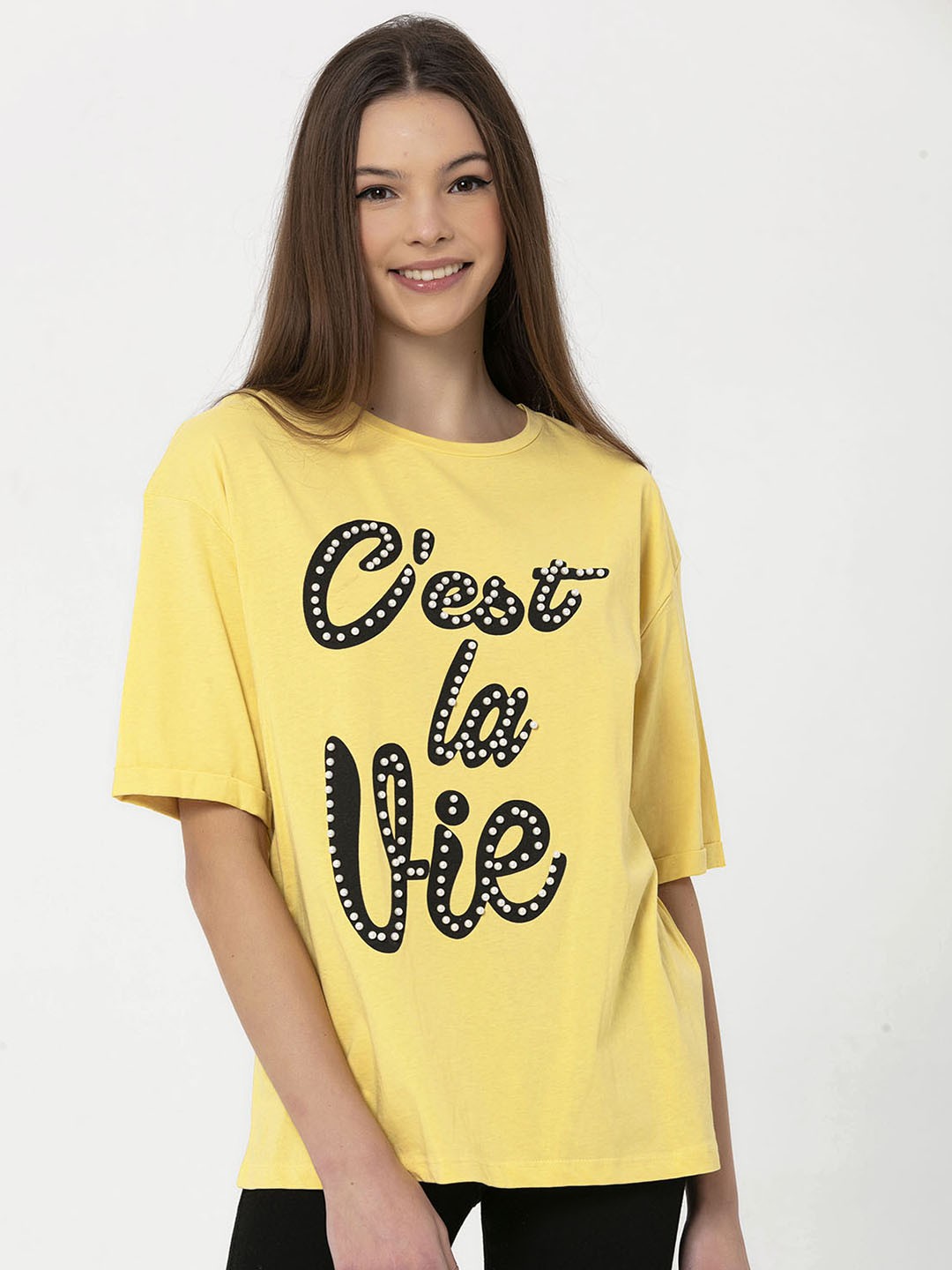 

Miss Poem Women Yellow & Black Typography Printed Drop-Shoulder Sleeves Pure Cotton T-shirt