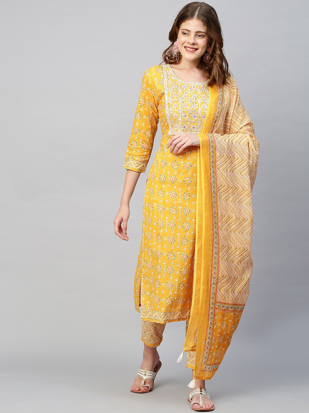 

FASHOR Women Yellow Sequinned Pure Cotton Kurta with Palazzos