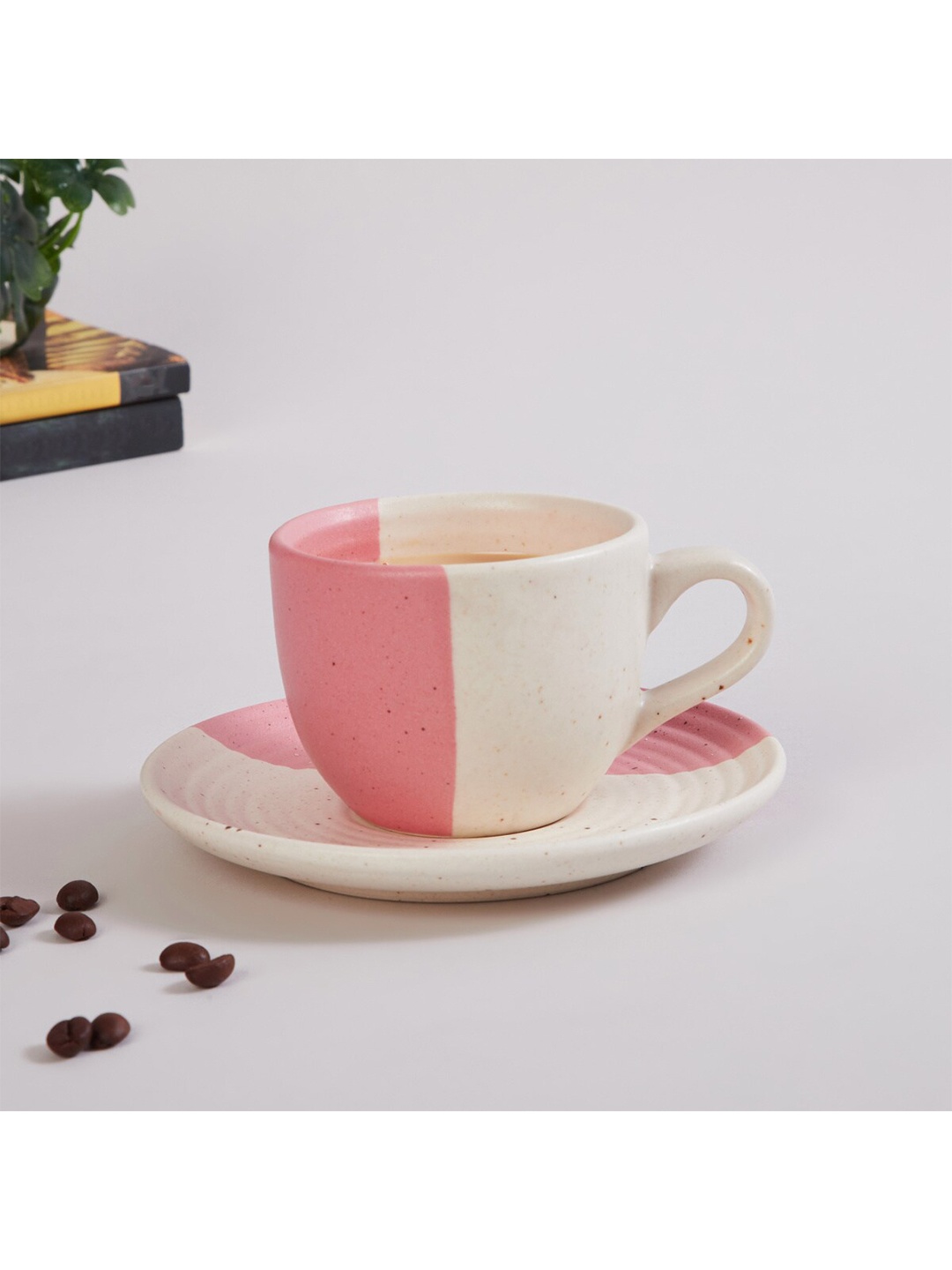 

Home Centre Peach-Coloured & Cream-Coloured Printed Stoneware Matte Cups and Saucers