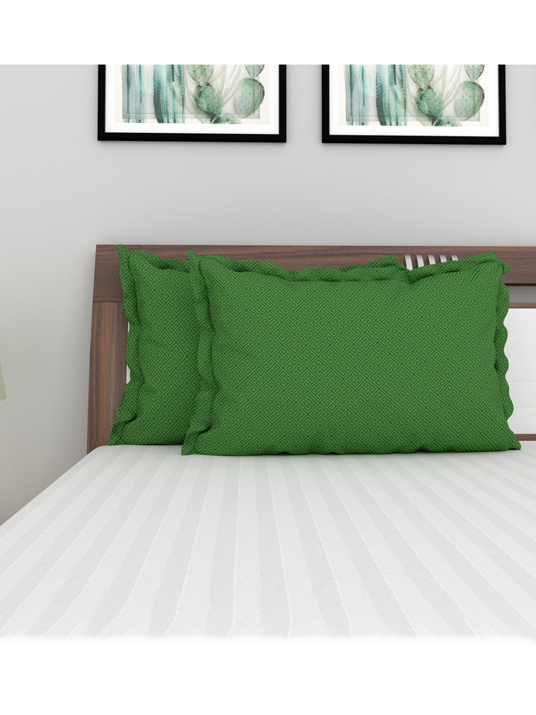 

Home Centre Set Of 2 Green Solid Cotton Pillow Cover