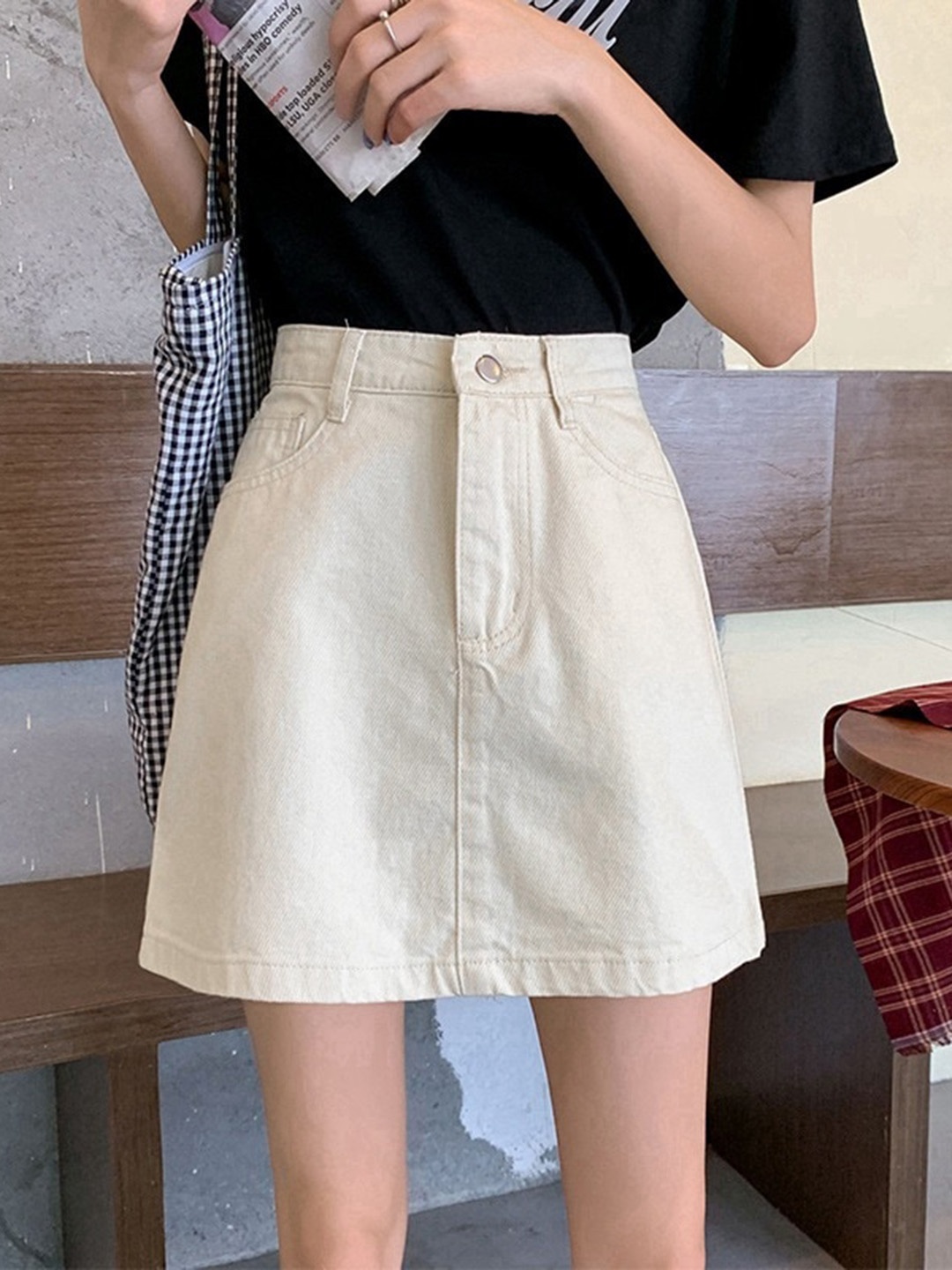 

La Aimee White Skirt