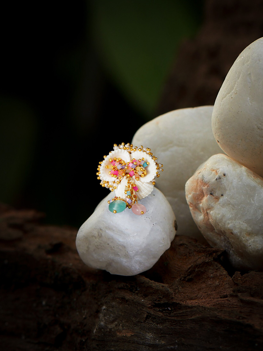 

D'oro Gold-Plated White Beaded Adjustable Finger Ring