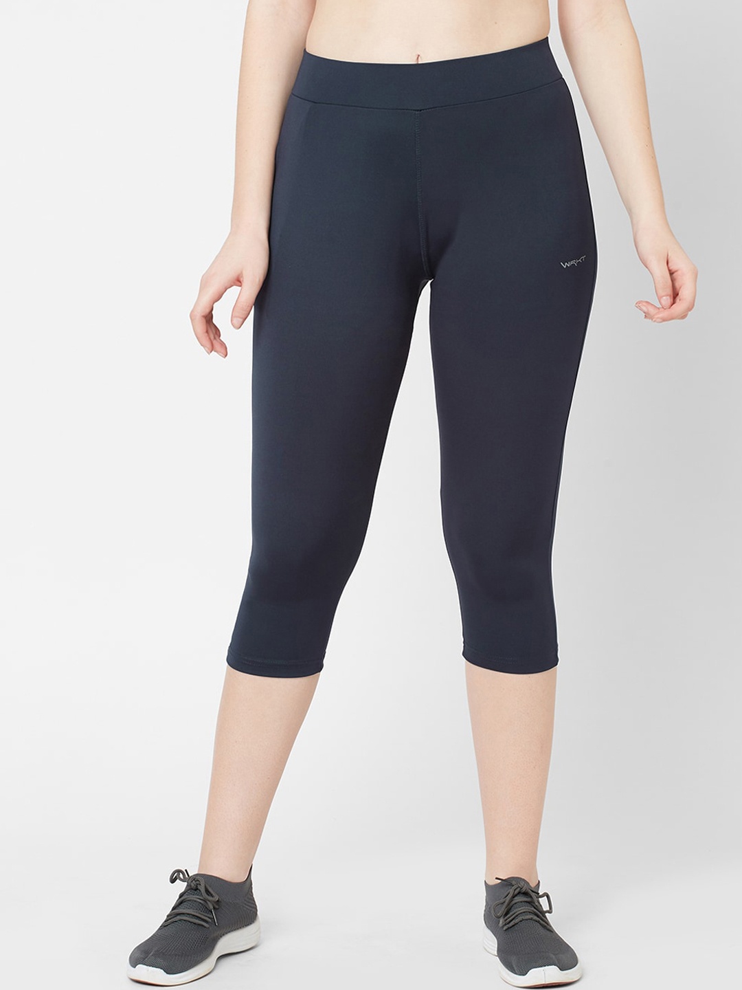 

Sweet Dreams Women Navy Blue Solid Three Fourth Length Workout Tights