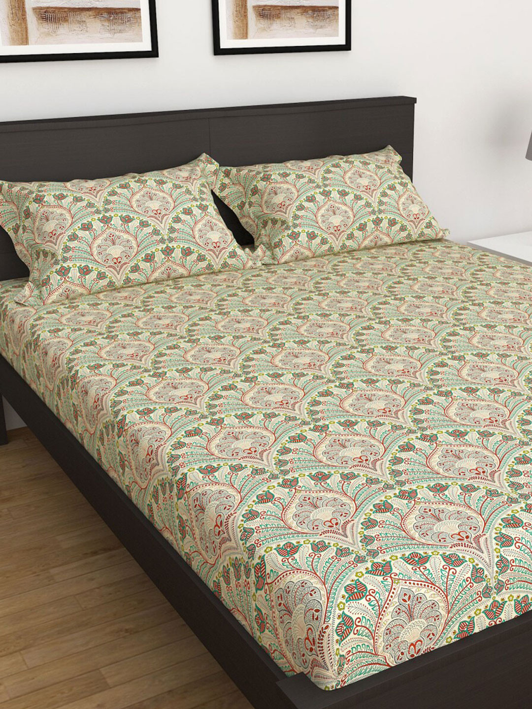 

Home Centre Beige & Red Ethnic Motifs Cotton 180 TC Queen Bedsheet With 2 Pillow Covers