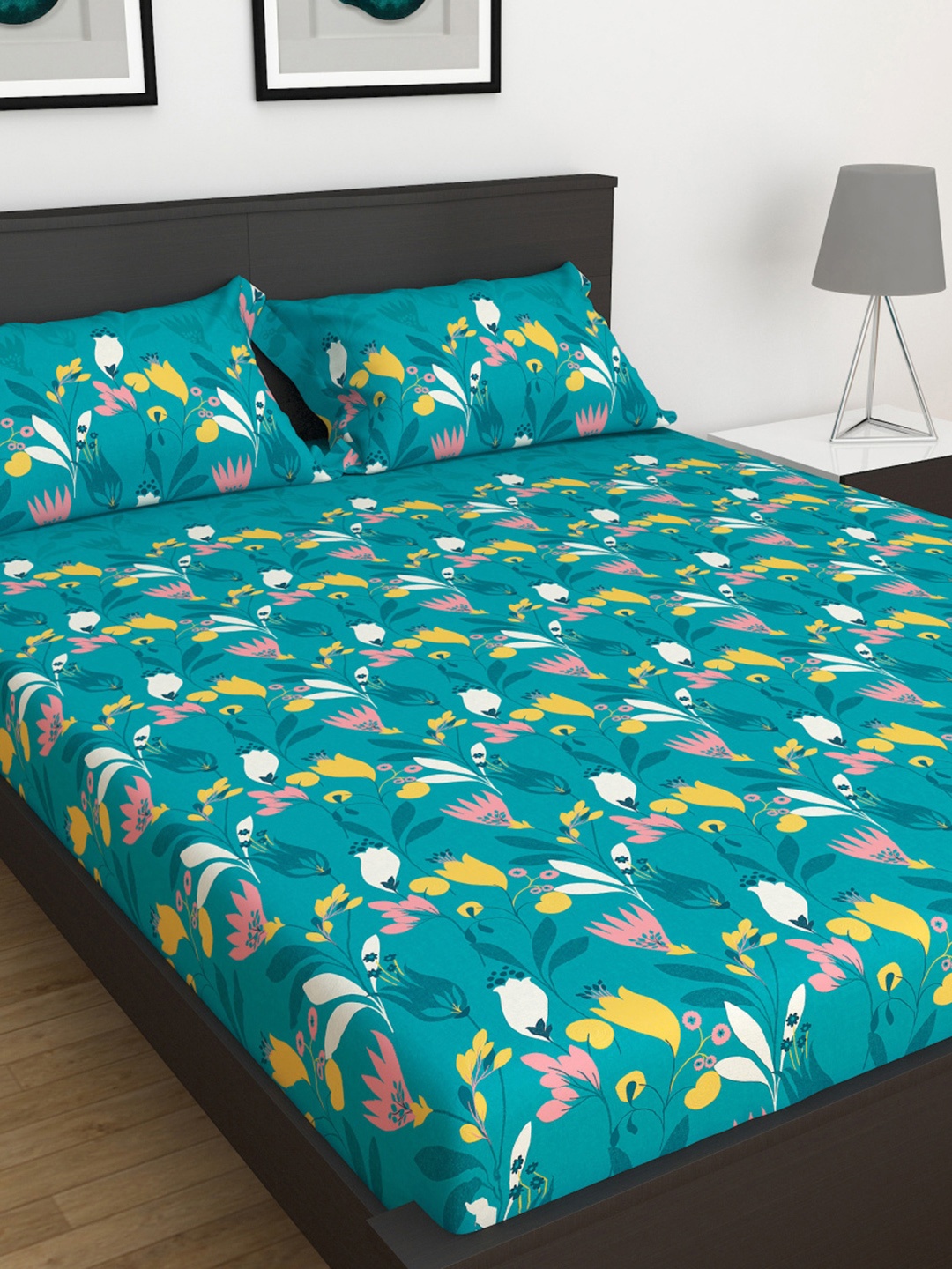 

Home Centre Medley Bohemian Rhapsody Blue Floral 180 TC King Bedsheet with 2 Pillow Covers