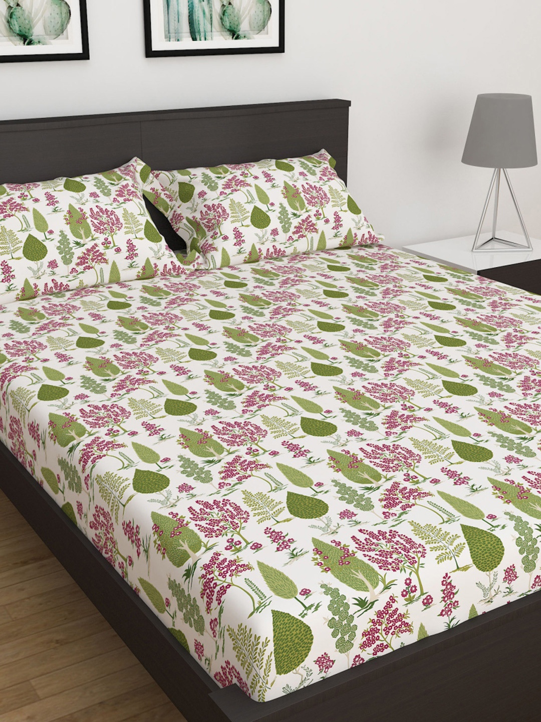 

Home Centre Off White & Green Floral 180 TC King Bedsheet with 2 Pillow Covers