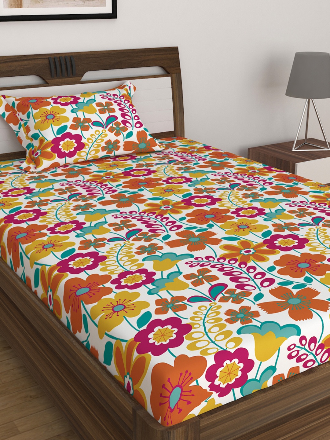 

Home Centre White & Orange Floral 180 TC Single Bedsheet with 1 Pillow Cover