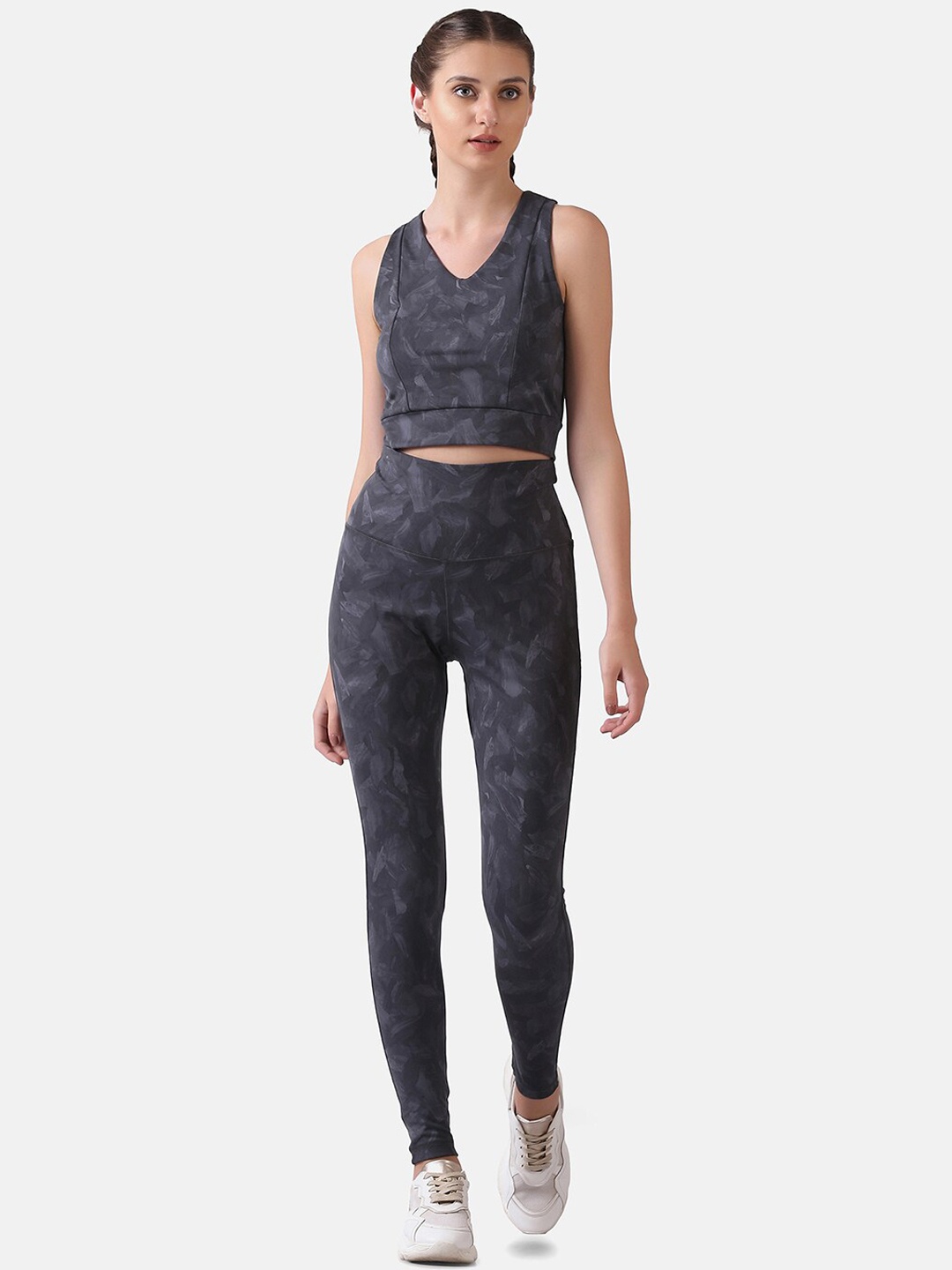 

Aesthetic Bodies Grey & Black Printed Tropical Gym Co Ords