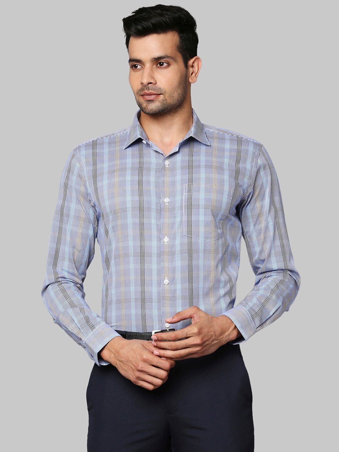

Park Avenue Men Blue & Grey Slim Fit Checked Formal Shirt