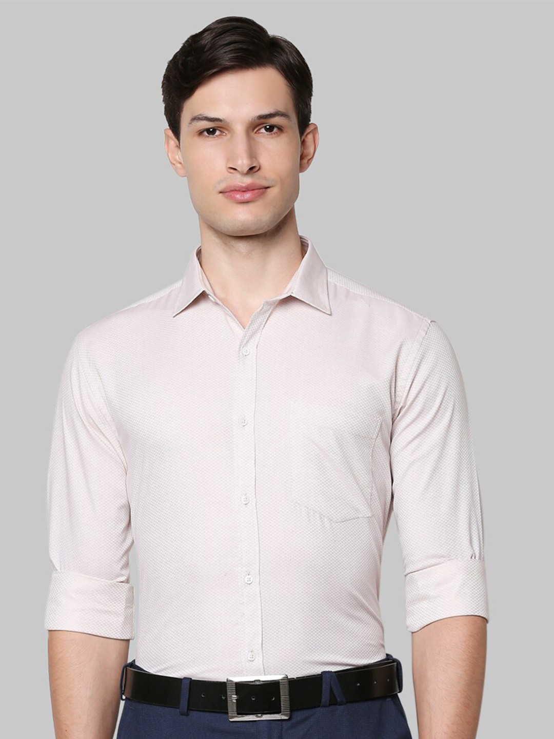 

Park Avenue Beige Slim Fit Cotton Formal Shirt