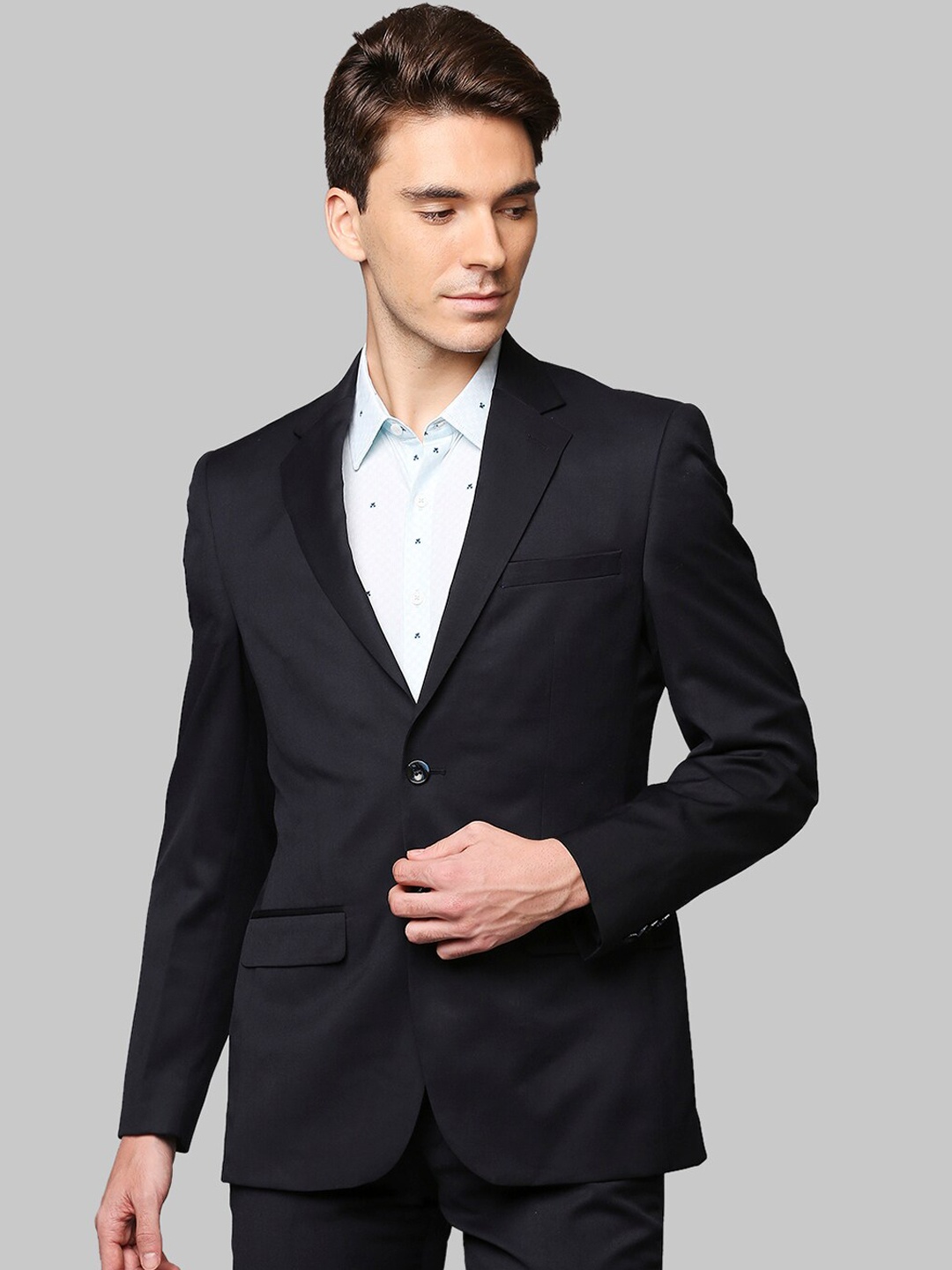 

Park Avenue Men Blue Solid Regular-Fit Single-Breasted Blazers