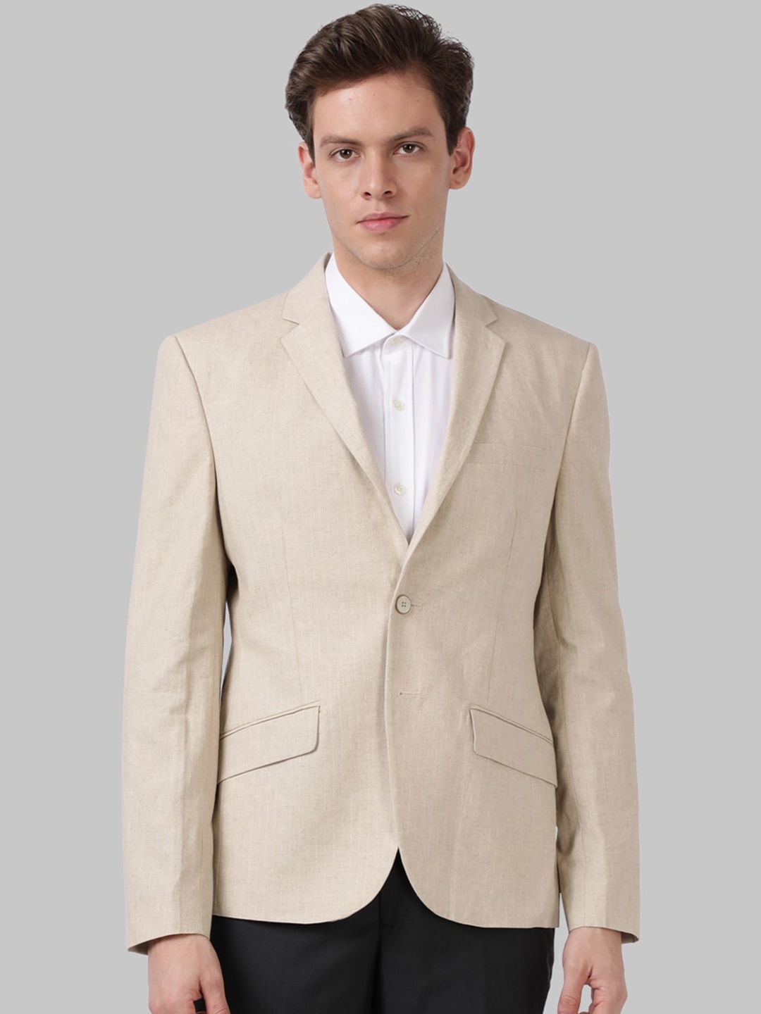 

Park Avenue Men Beige Solid Slim Fit Single Breasted Blazers