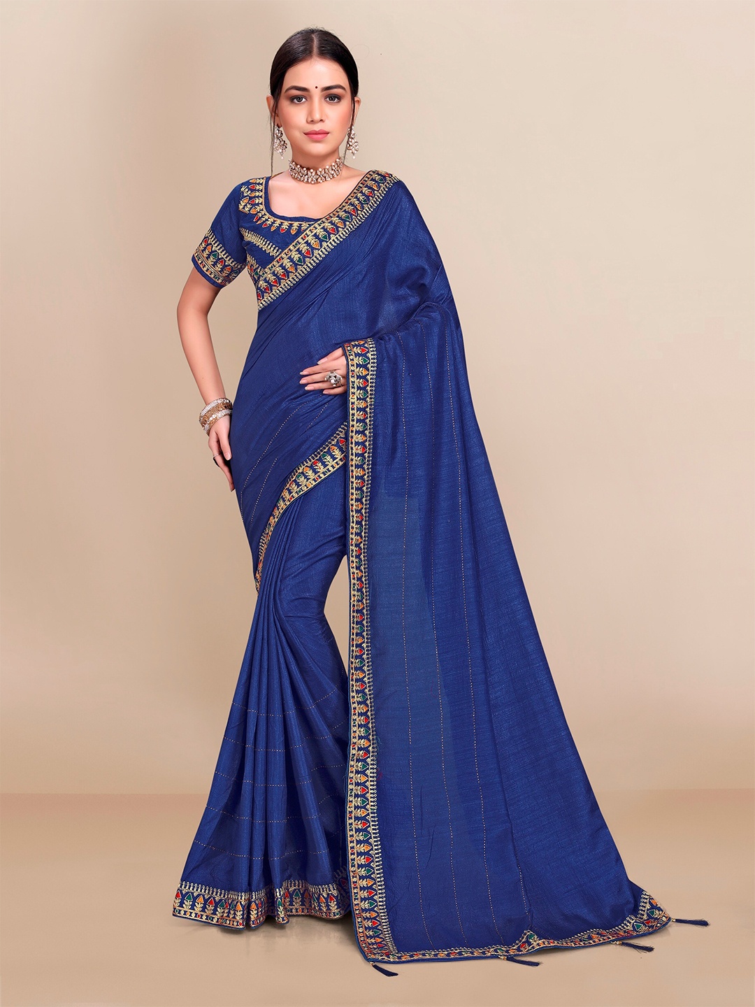 

VAIRAGEE Blue & Gold-Toned Embroidered Silk Blend Saree