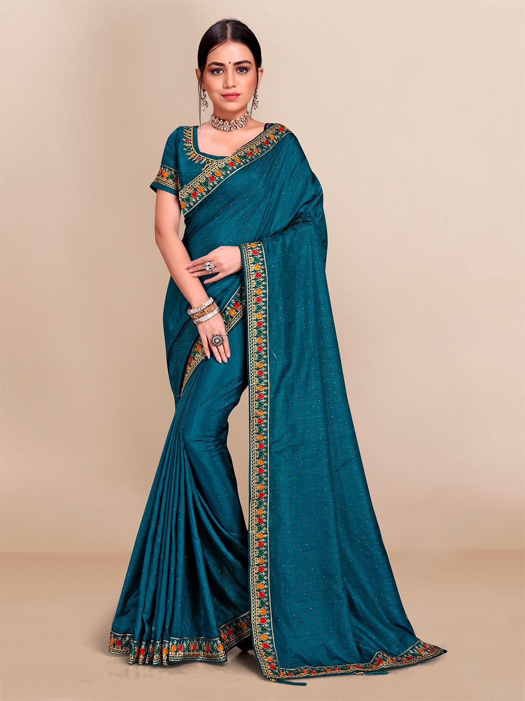 

VAIRAGEE Teal & Gold-Toned Embroidered Silk Blend Saree