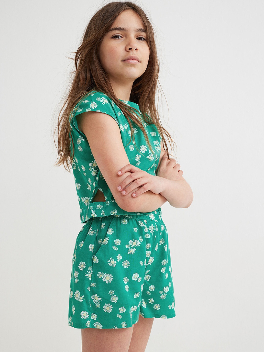 

H&M Girls Green 2-piece Top & Shorts Set
