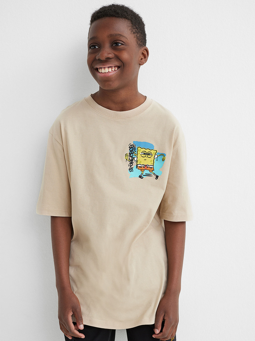 

H&M Boys Beige Printed T-shirt