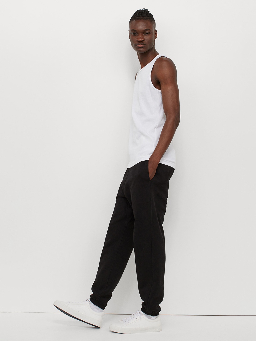 

H&M Men White Solid Ribbed Vest Top