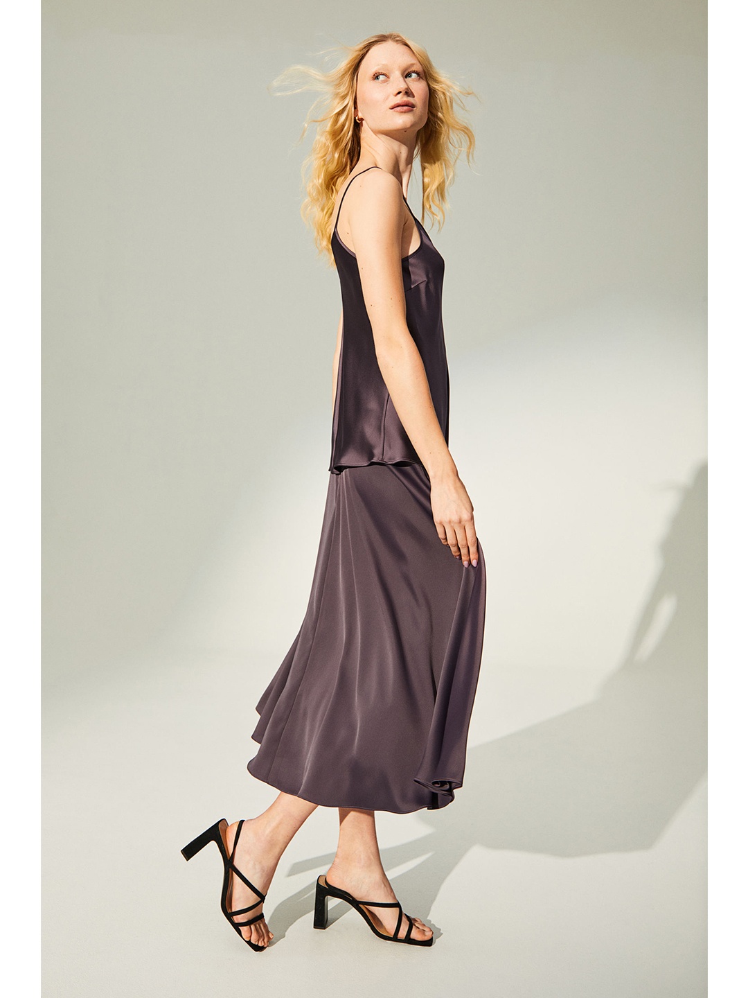 

H&M Purple Satin V-Neck Strappy Top