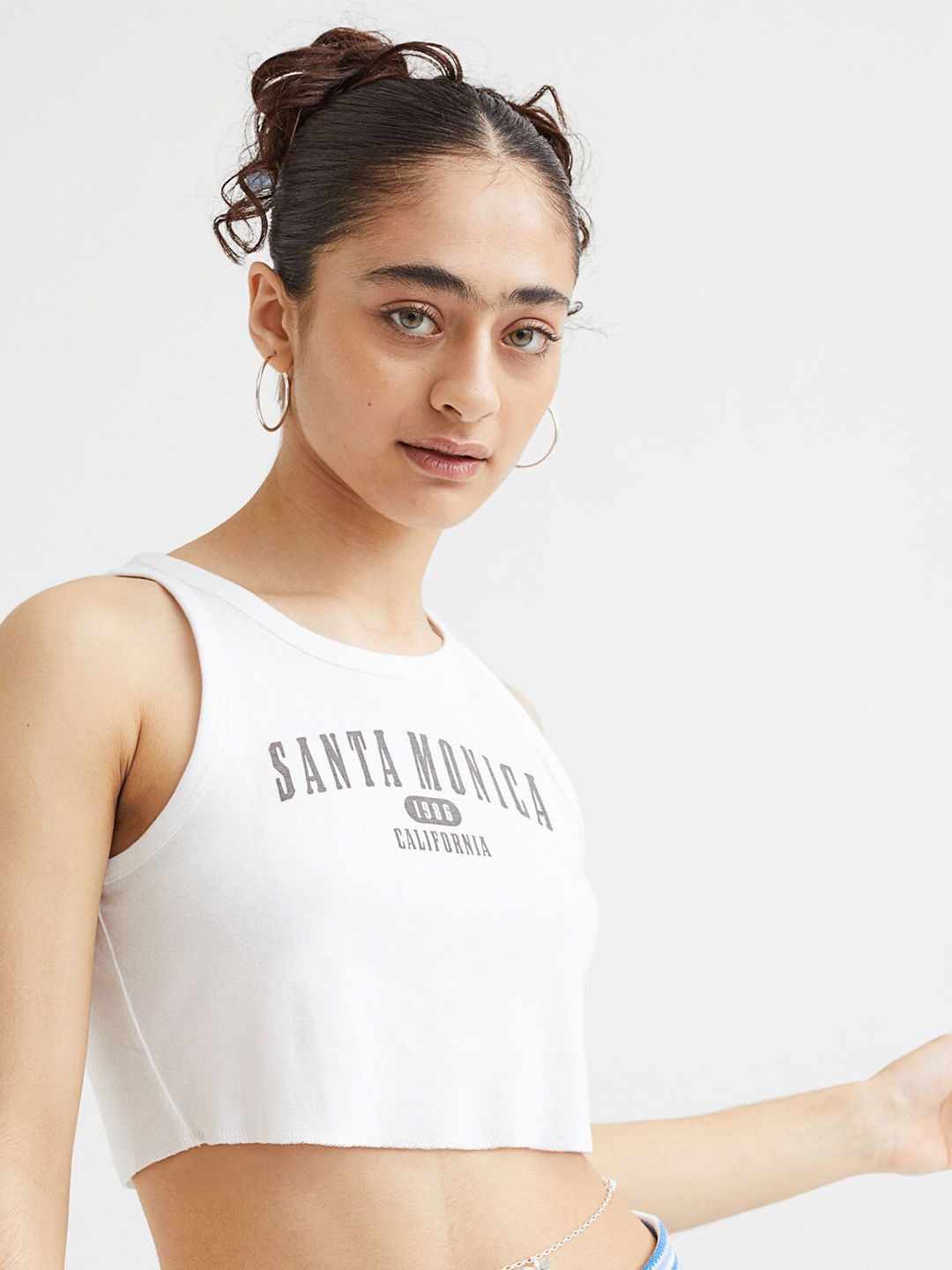 

H&M White Cropped Printed Vest Top