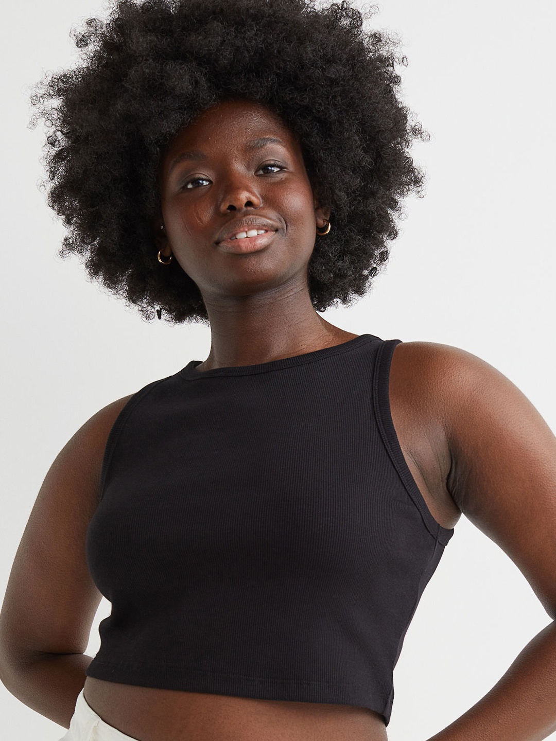 

H&M Women Black Cropped Vest Top
