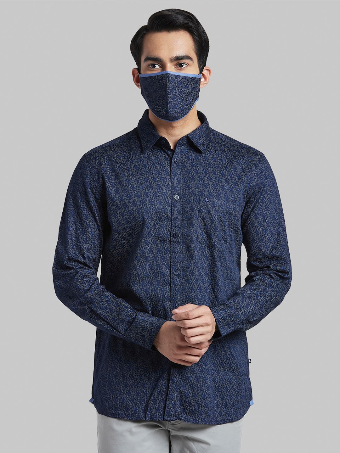 

Parx Men Navy Blue Slim Fit Printed Casual Shirt