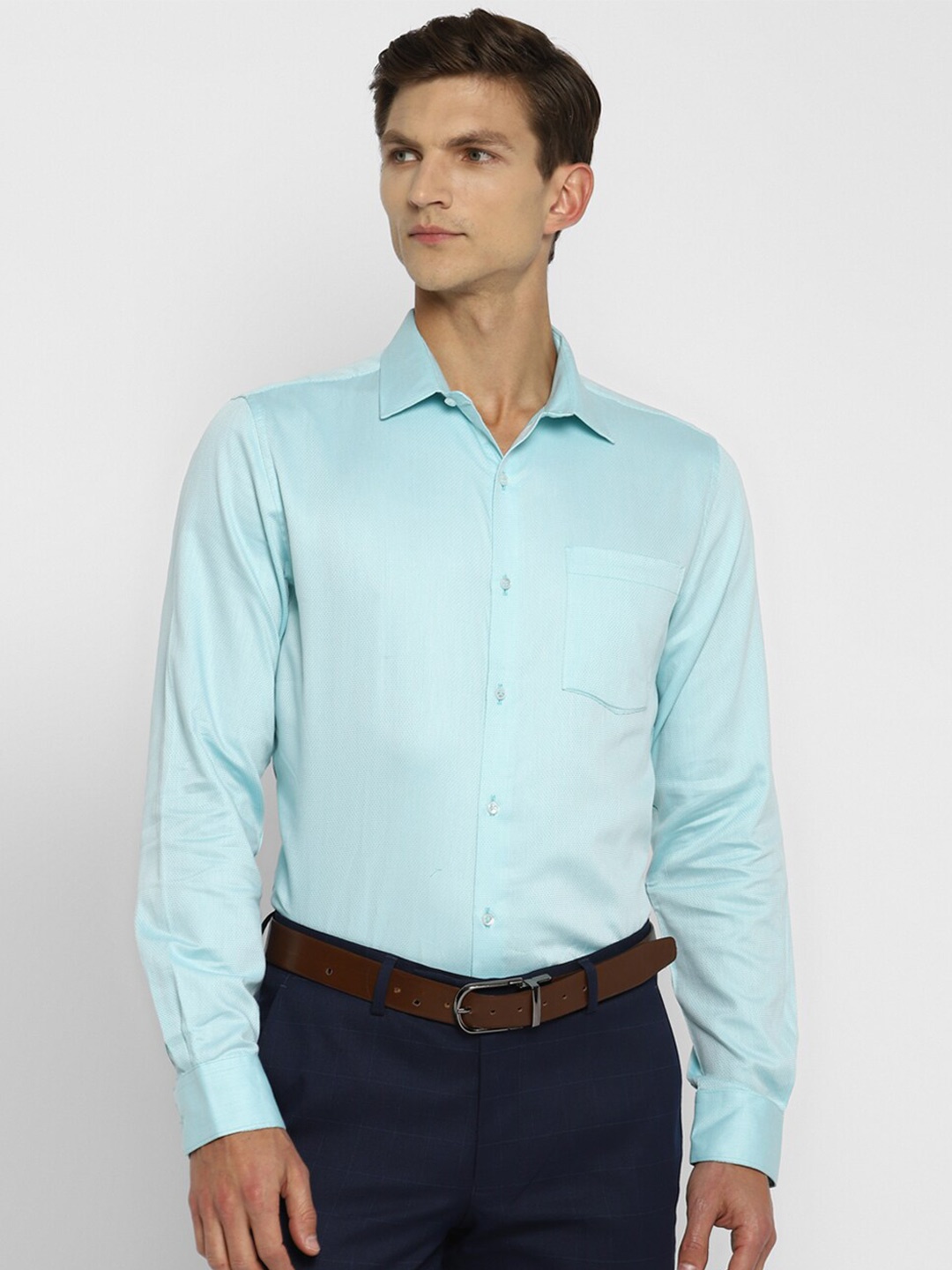 

Turtle Men Turquoise Blue Slim Fit Formal Shirt