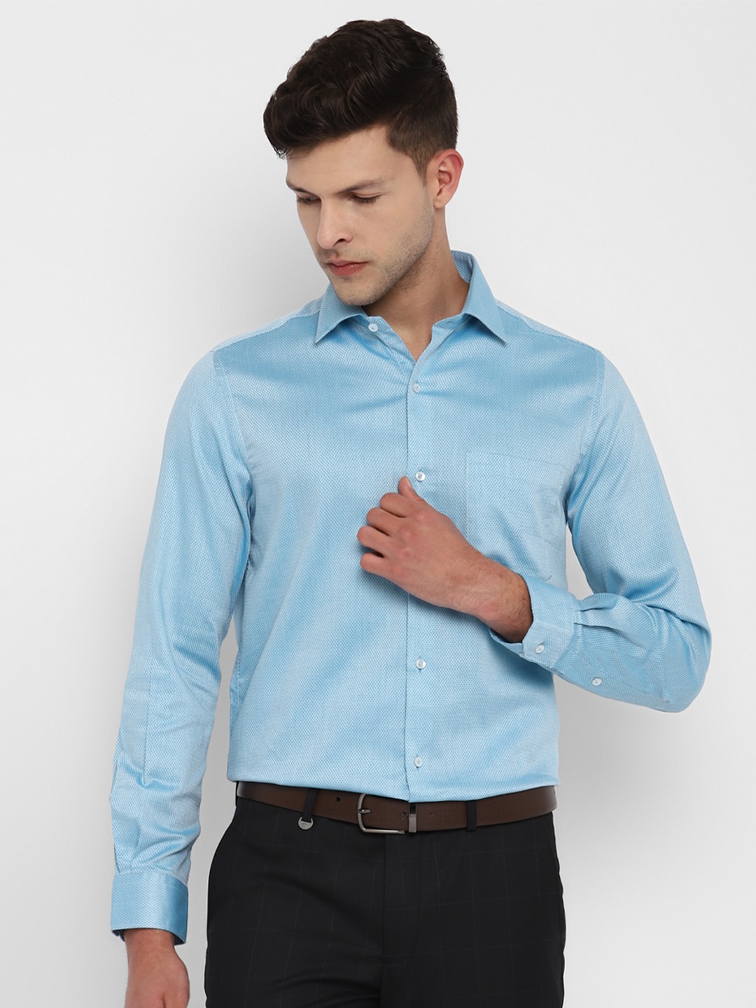 

Turtle Men Blue Slim Fit Formal Shirt