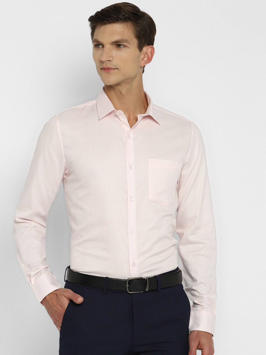 

Turtle Men Cream-Coloured Slim Fit Formal Shirt