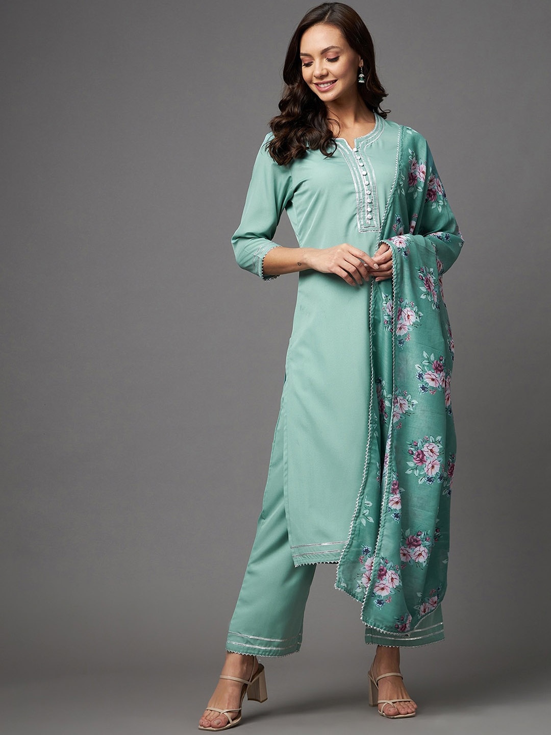 

Azira Women Green & Pink Embroidered Panelled Kurta with Trousers & With Dupatta