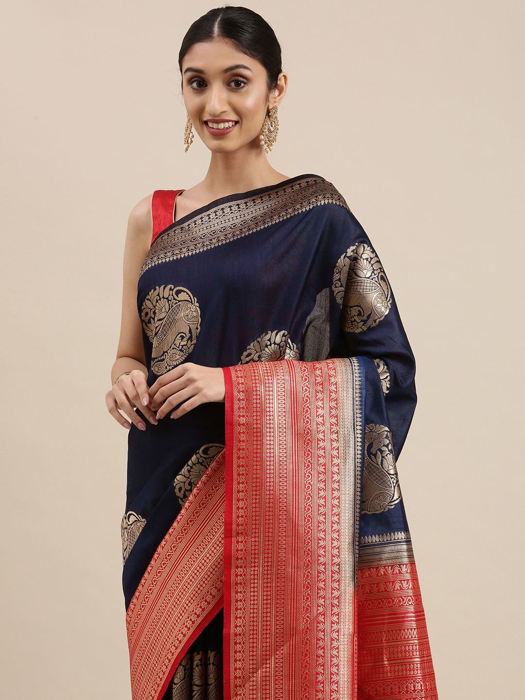 

Mitera Navy Blue & Red Ethnic Motifs Zari Pure Silk Kanjeevaram Saree