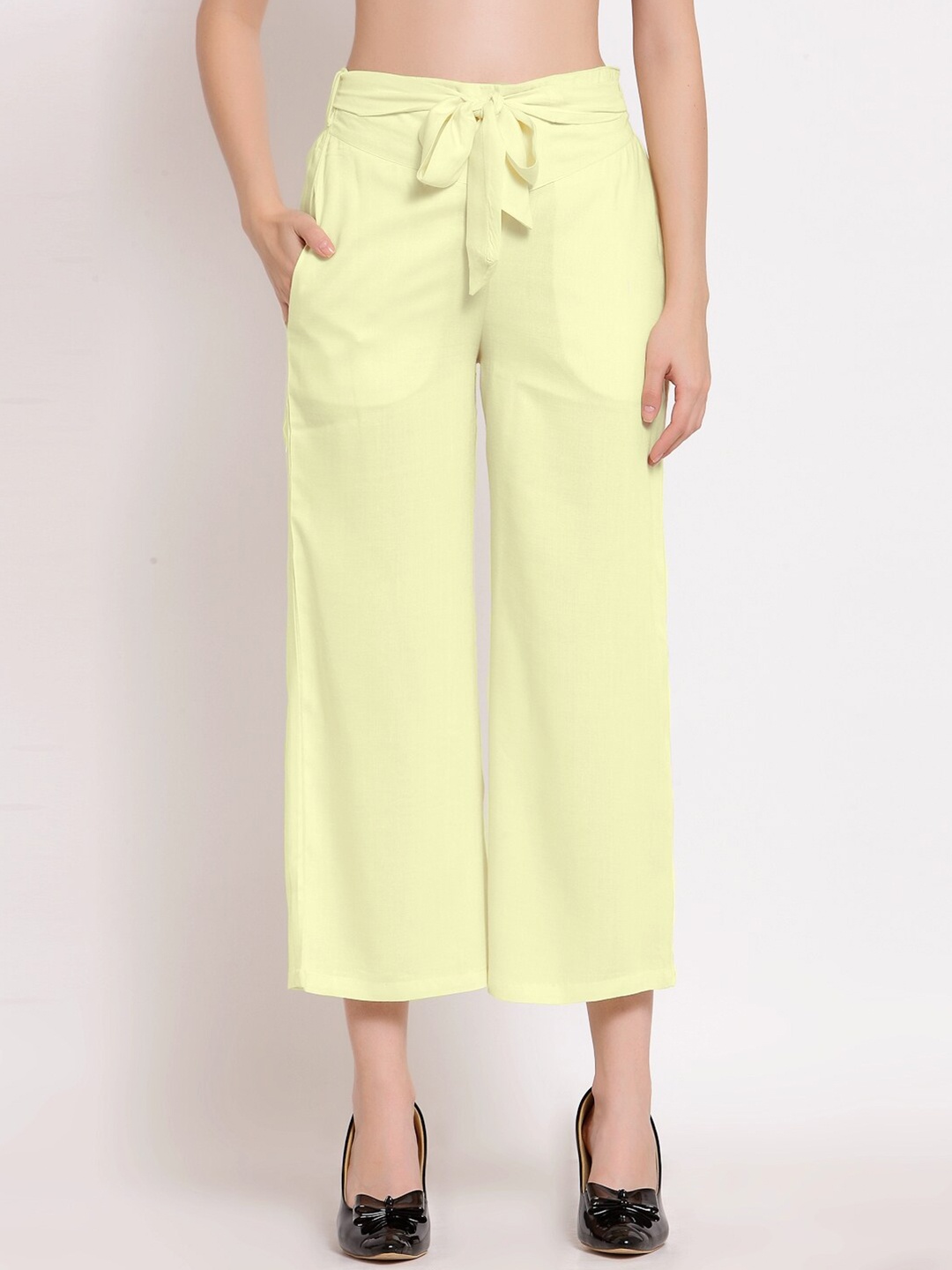 

PATRORNA Women Cream-Coloured Capris