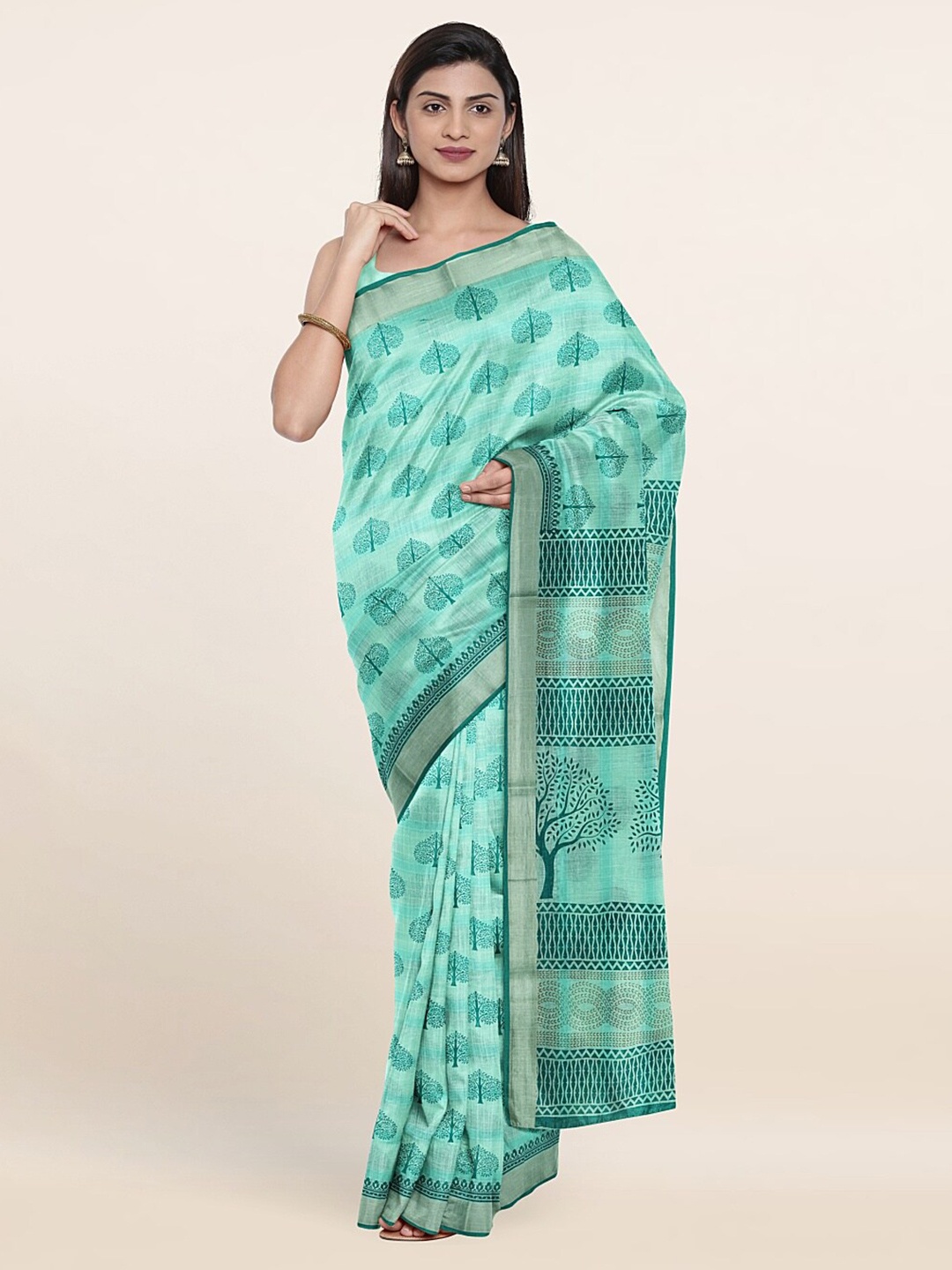 

Pothys Green & Silver-Toned Floral Zari Cotton Blend Saree