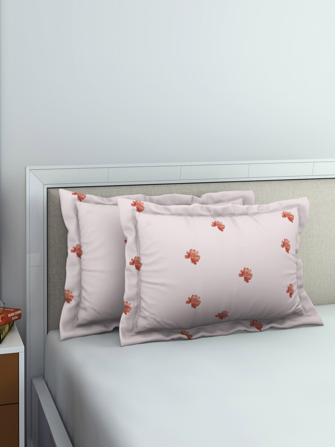

Welspun Pack of 2 Red & Beige Printed Cotton Anti Bacterial Pillow Covers