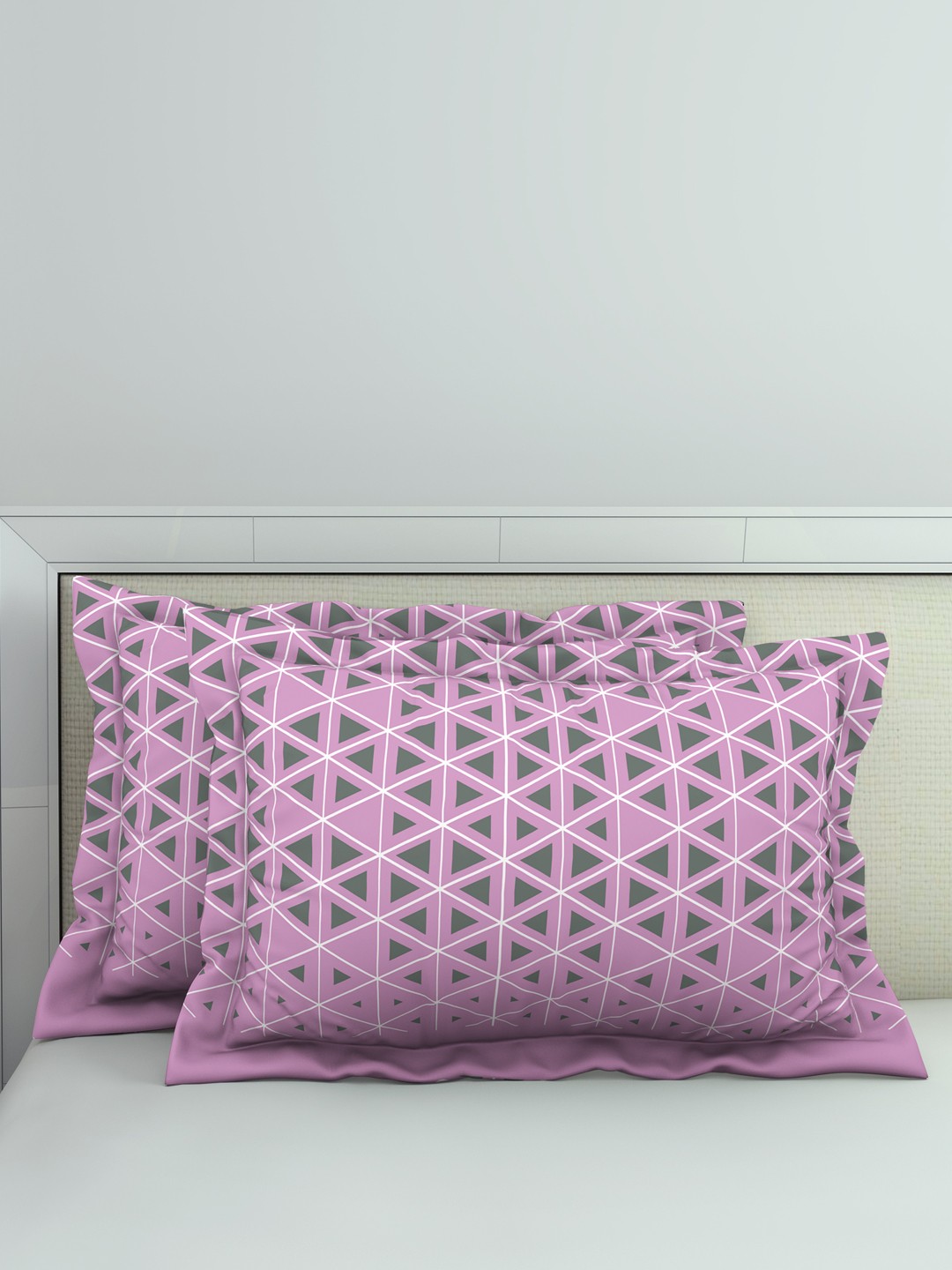 

Welspun Pack Of 2 Pink & Grey Geometric Printed Anti Bacterial Cotton Pillow Covers