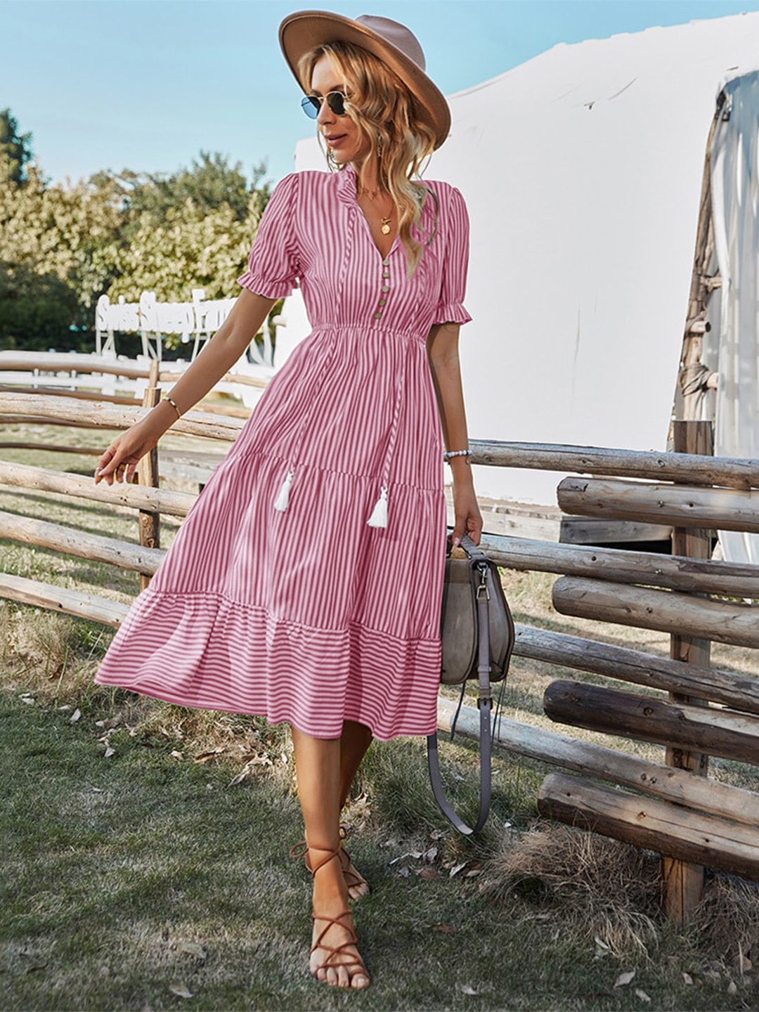 

La Aimee Women Pink & White Striped Dress