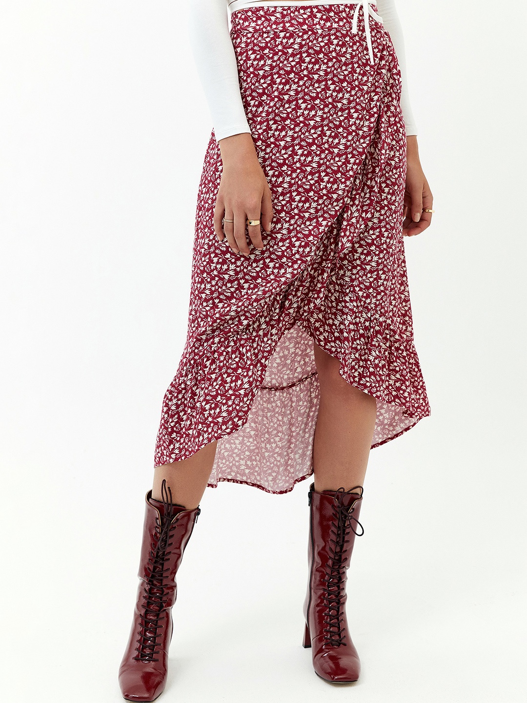 

OXXO Women Maroon & Off-White Floral Print Tulip Skirt