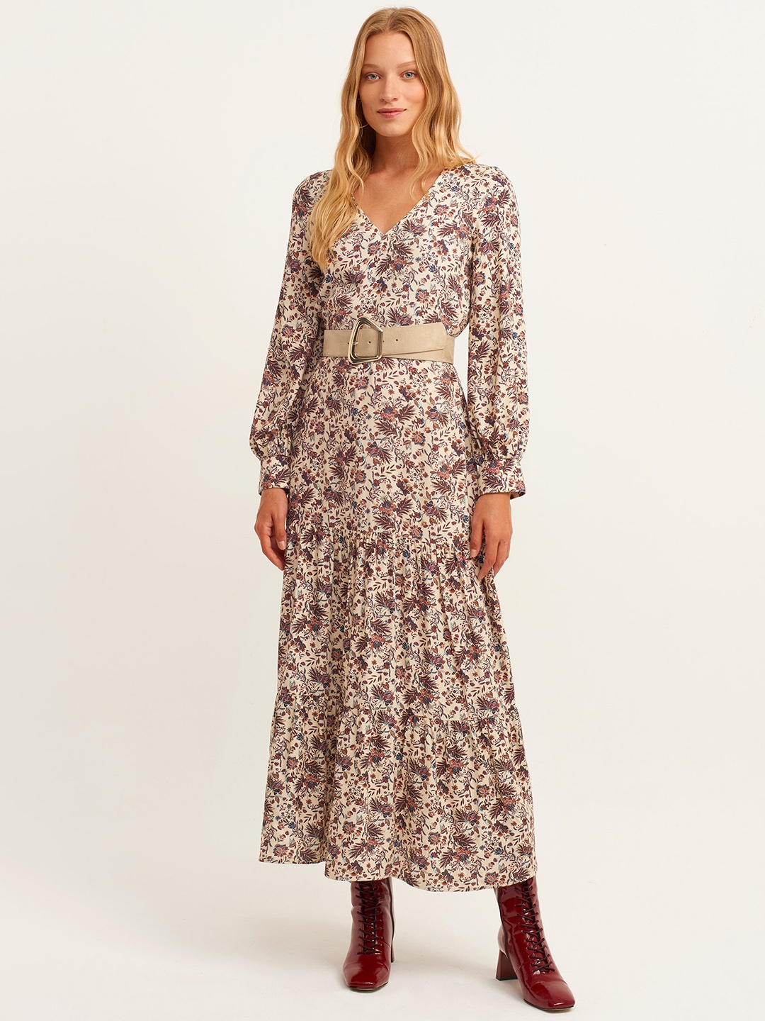 

OXXO Cream-Coloured & Brown Ethnic Motifs A-Line Maxi Dress