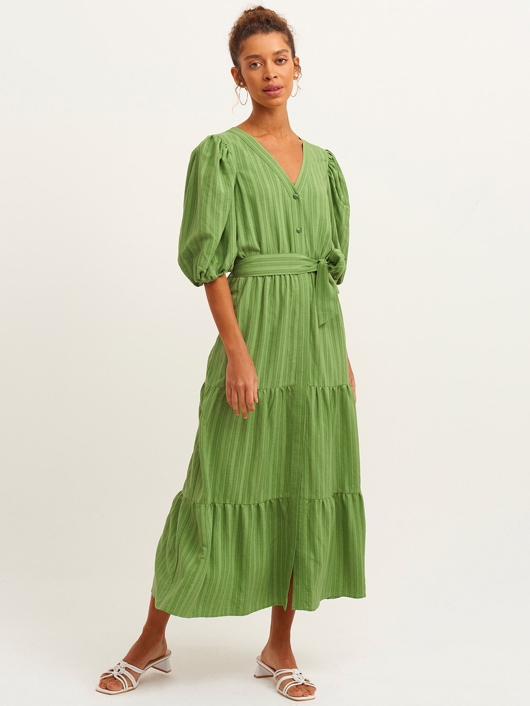 

OXXO Women Green Tiered A-Line Midi Dress