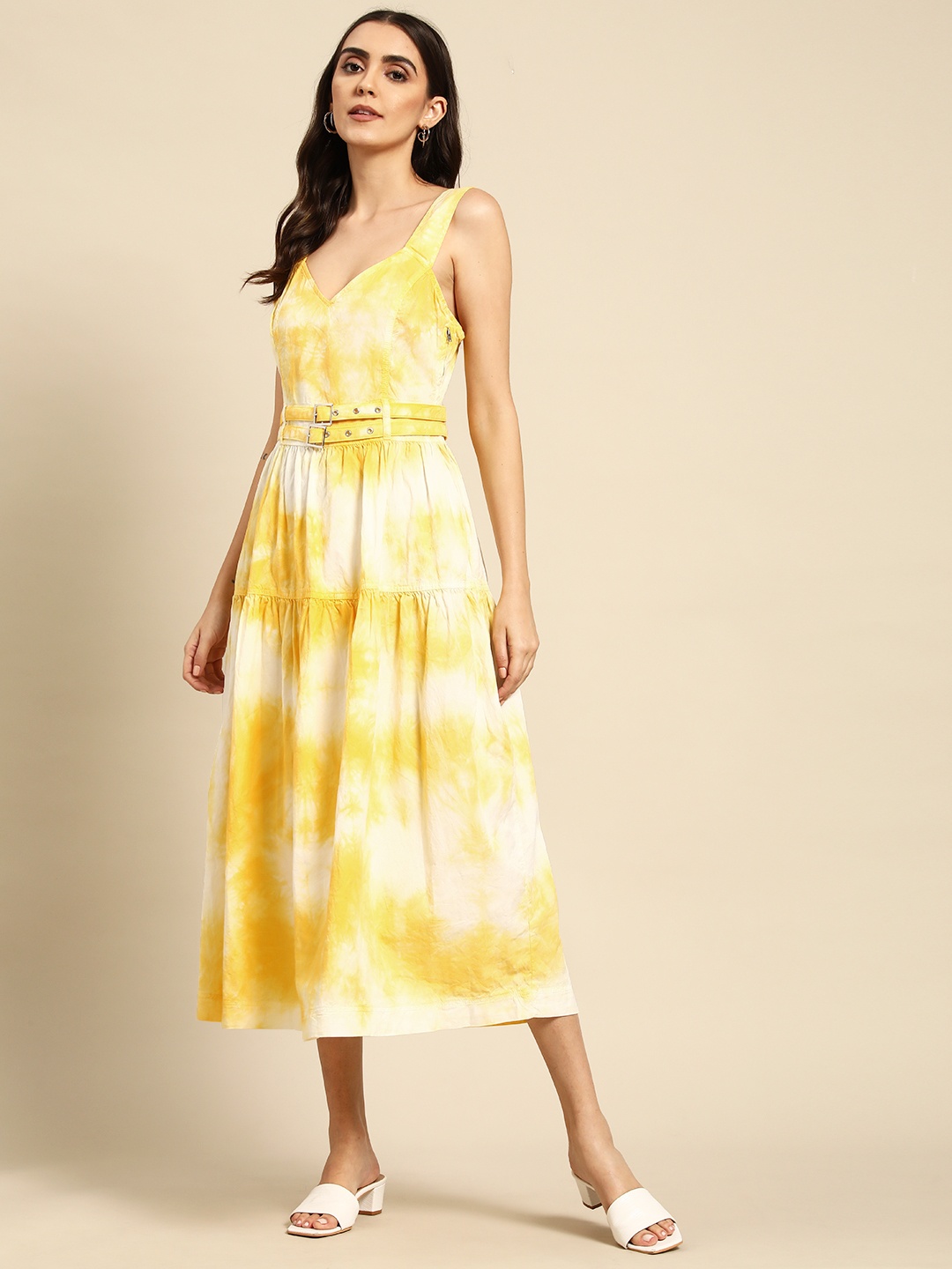 

OXXO Women Yellow & White Abstract Printed Belted Waist A-Line Midi Dress