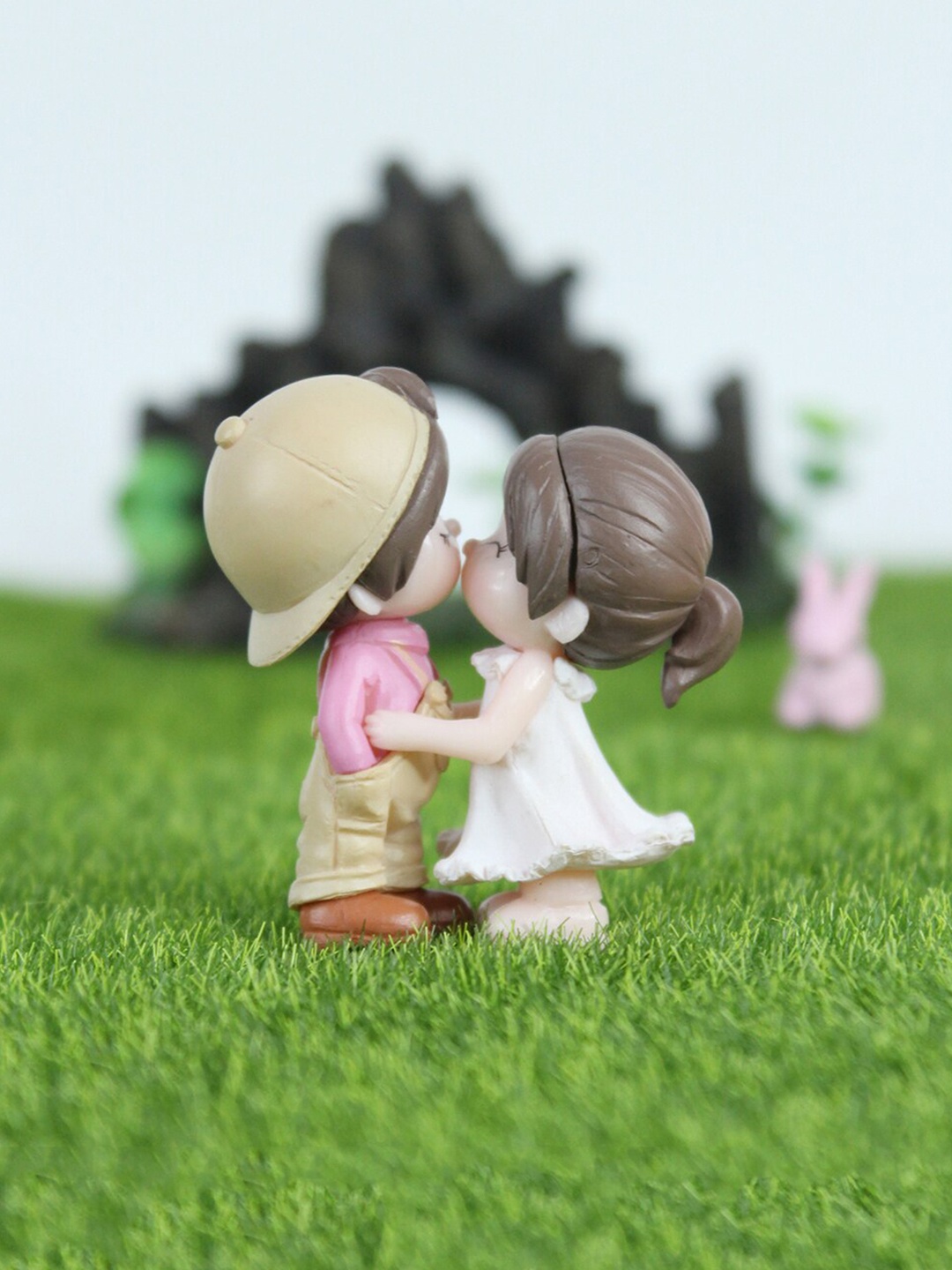 

Wonderland Unisex Beige Garden Accessories