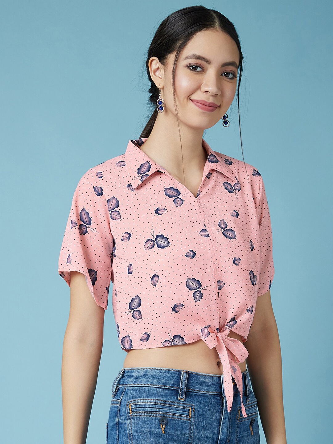 

CHIMPAAANZEE Peach-Coloured Floral Print Front Knot Crop Top