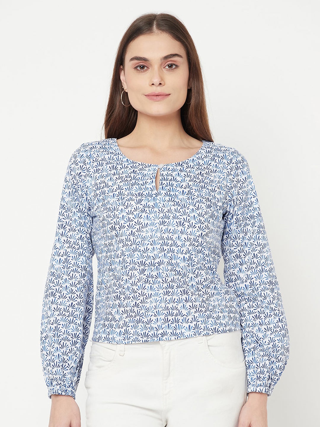 

RAASSIO Women Blue Floral Print Keyhole Neck Crop Top