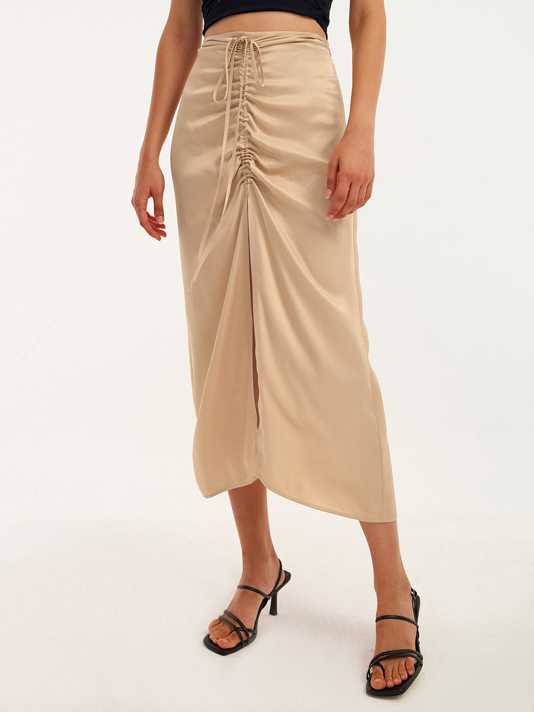 

OXXO Women Beige Solid Satin Finish Ruched Detail Straight Skirt