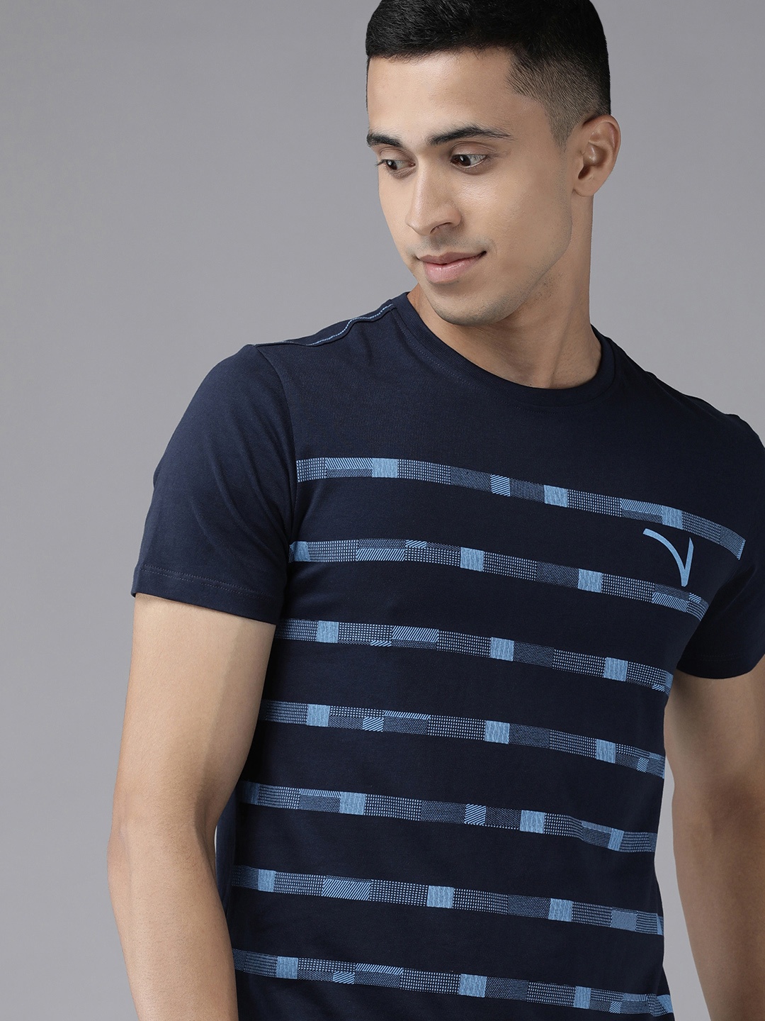 

VAN HEUSEN DENIM LABS Men Navy Blue Striped Pure Cotton T-shirt
