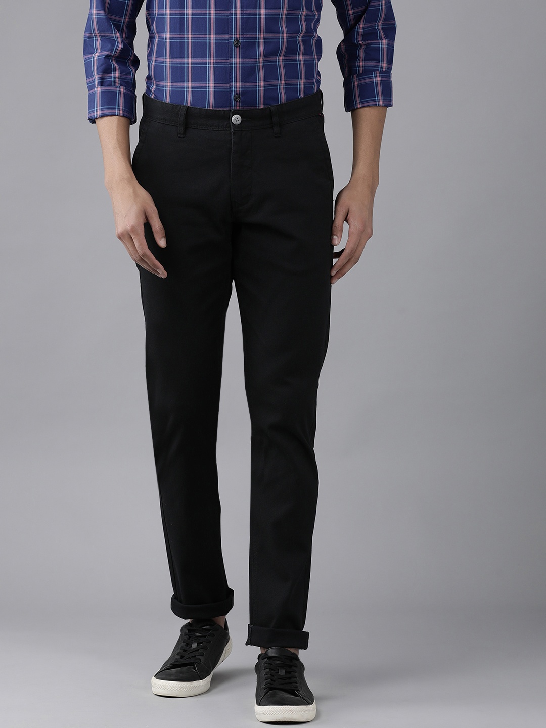 

Van Heusen Sport Men Black Textured Mid Rise Tapered Fit Trousers