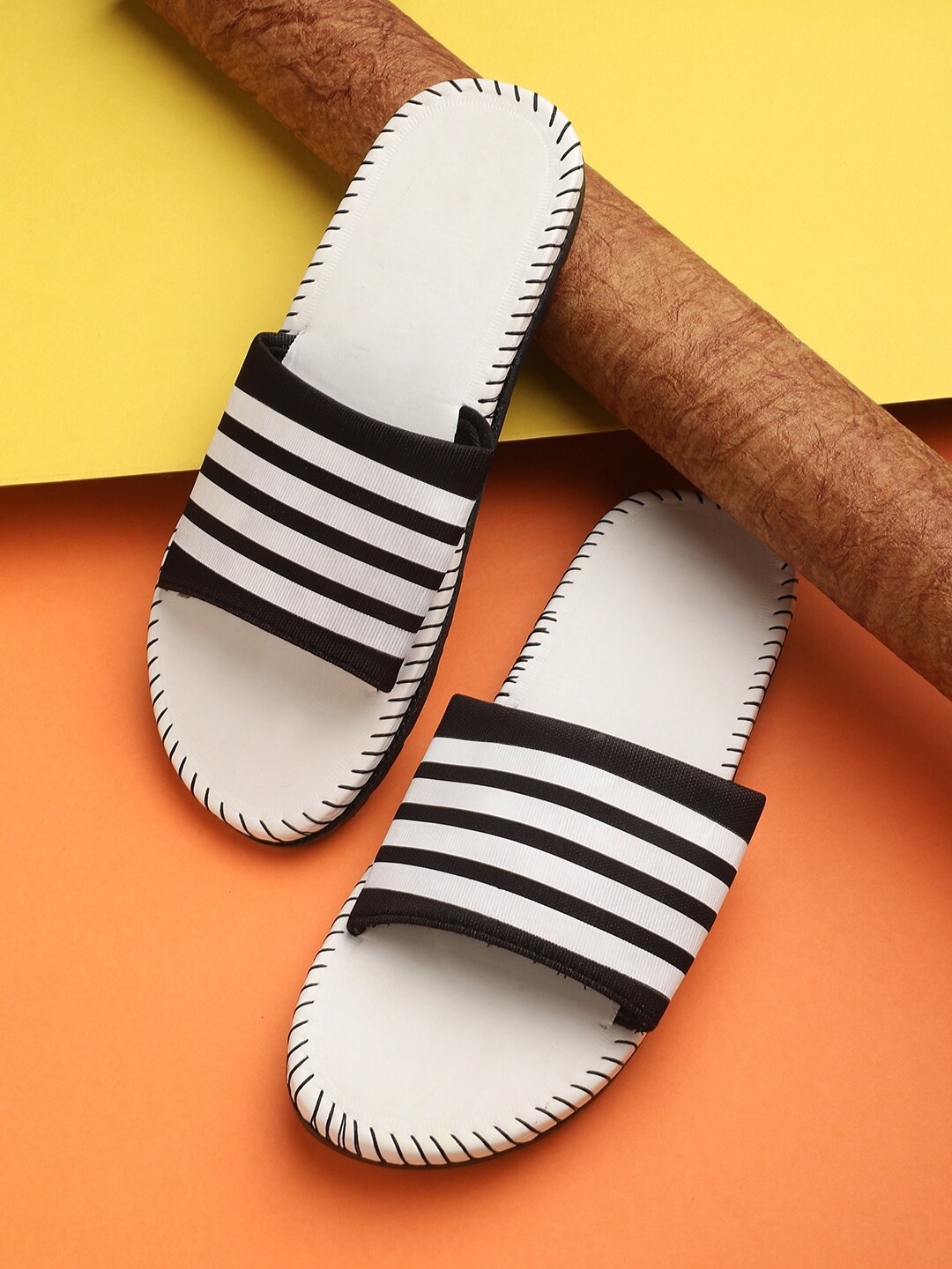 

Pampy Angel Men White & Black Striped Rubber Sliders