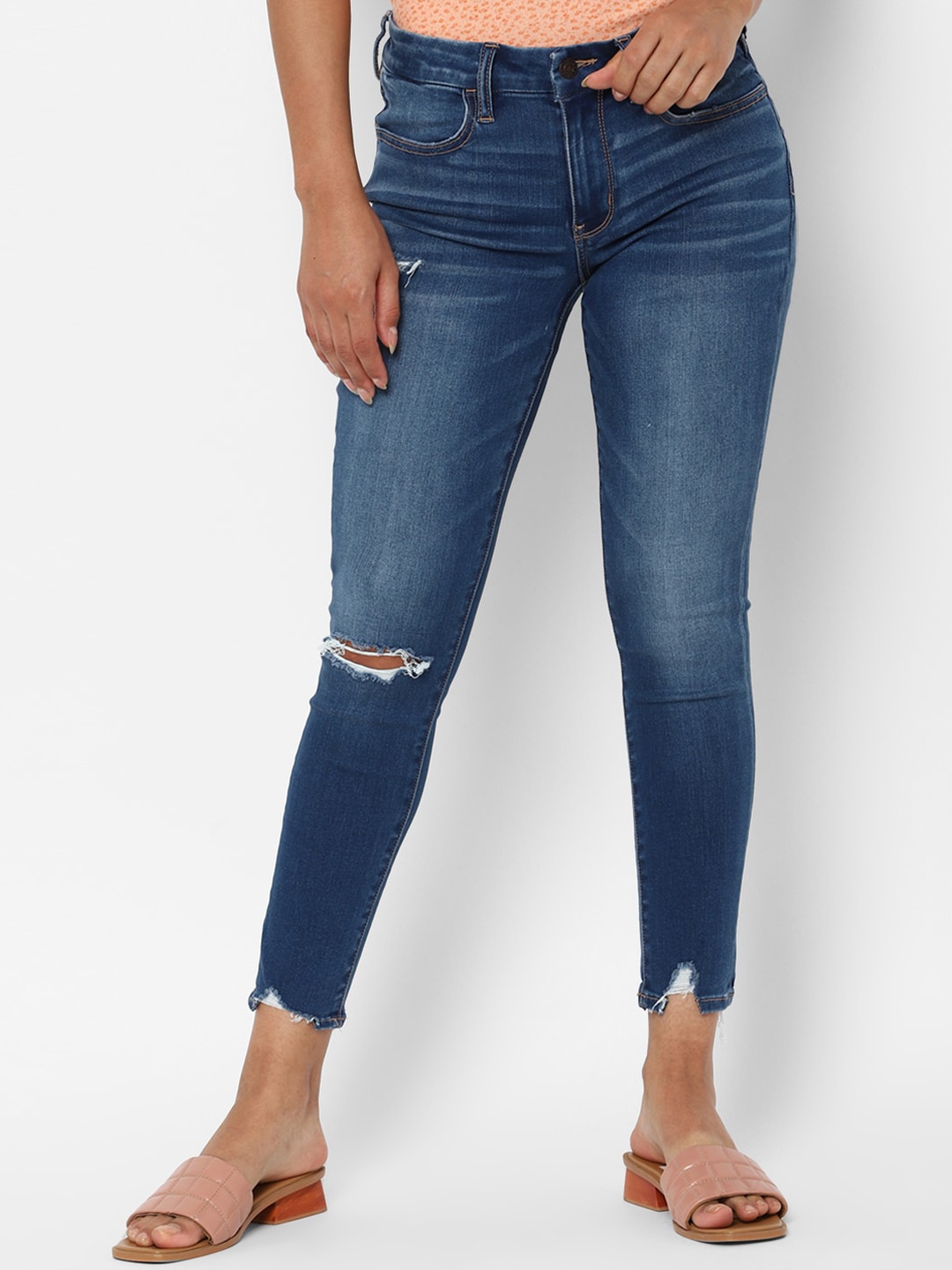 

AMERICAN EAGLE OUTFITTERS Women Blue Slim Fit Low-Rise Slash Knee Light Fade Jeans