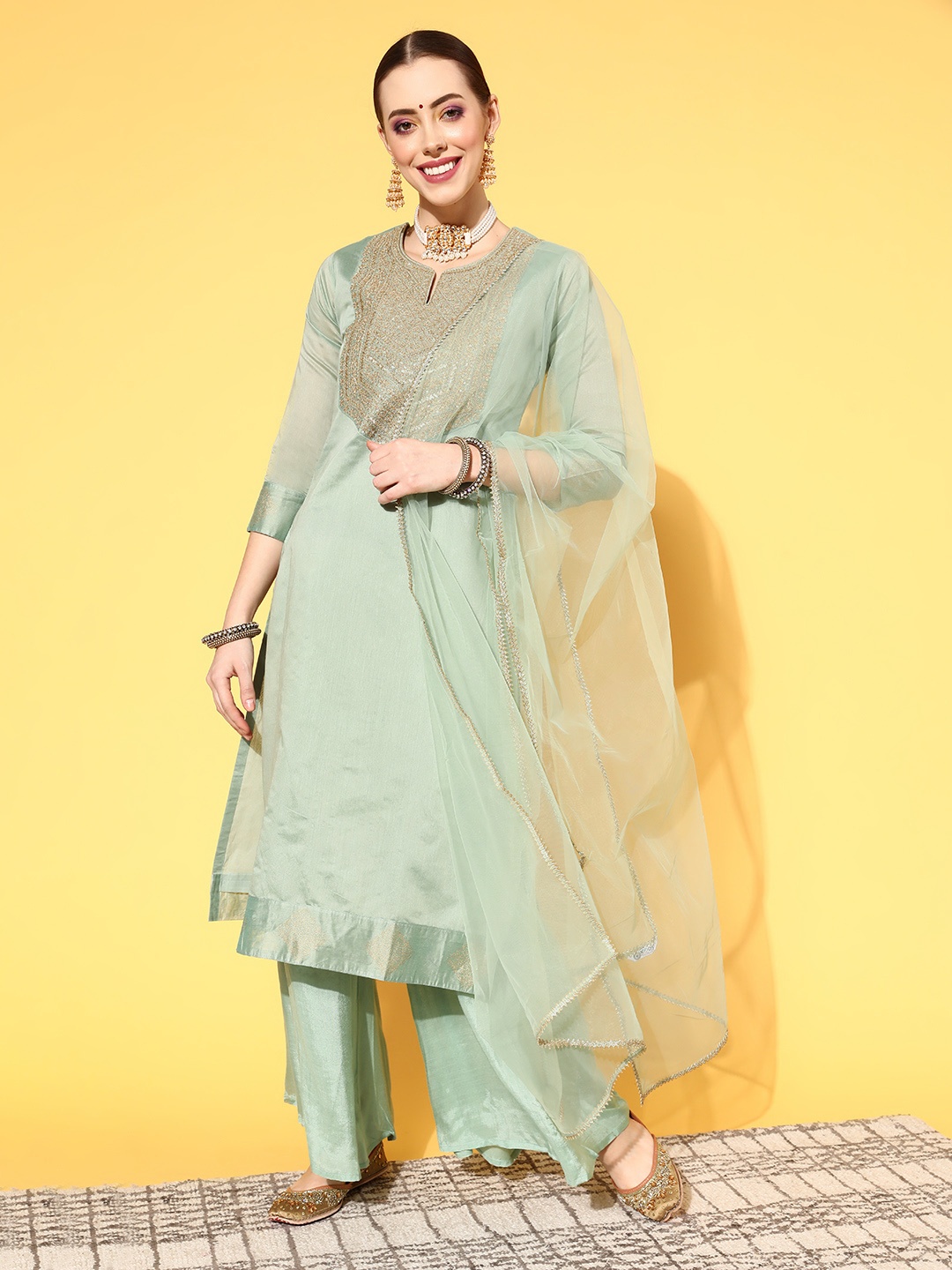 

Inddus Women Ethnic Motifs Chanderi Cotton Ethereal Embroidery Kurta Set, Green