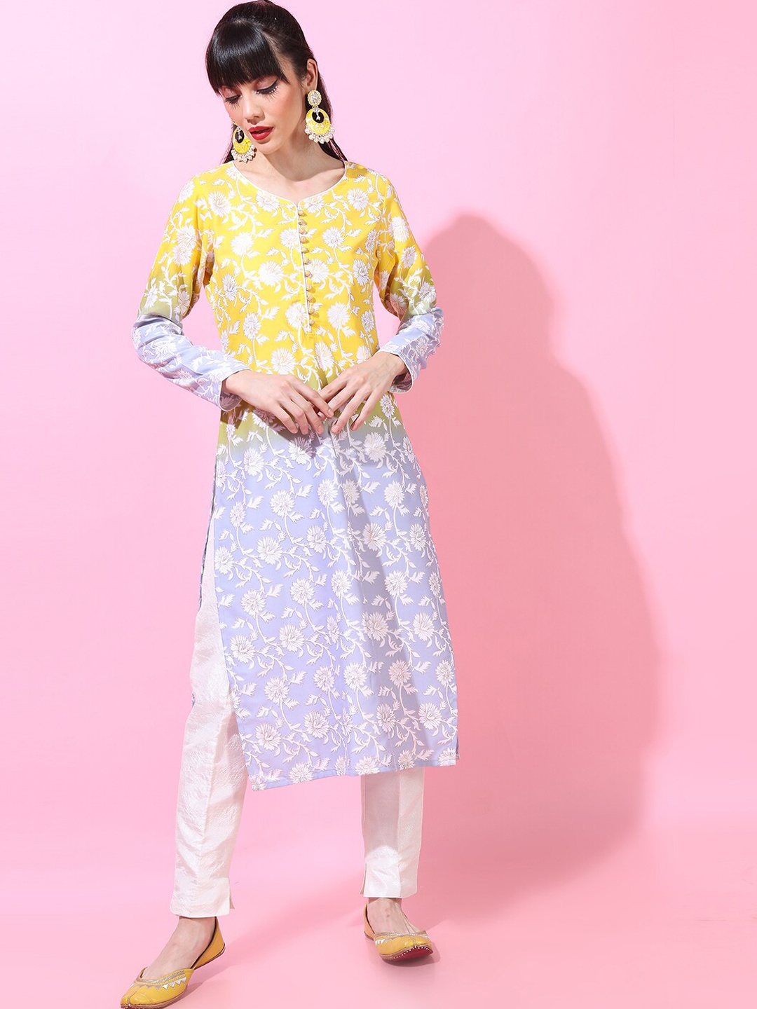 

Vishudh Women Blue & Yellow Floral Printed Straight Kurta