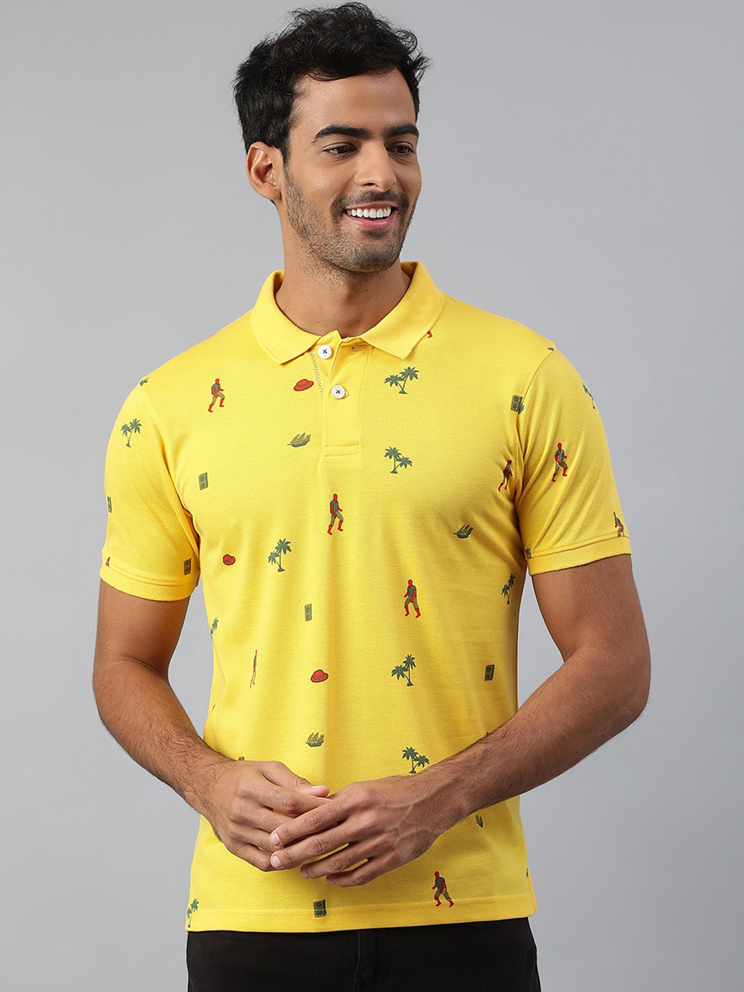 

MR BUTTON Men Yellow & Multicoloured Printed Polo Collar Slim Fit T-shirt